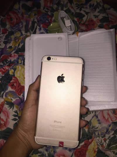 iphone 6 plas 128 GB with box my WhatsApp number 0308/55/95/823