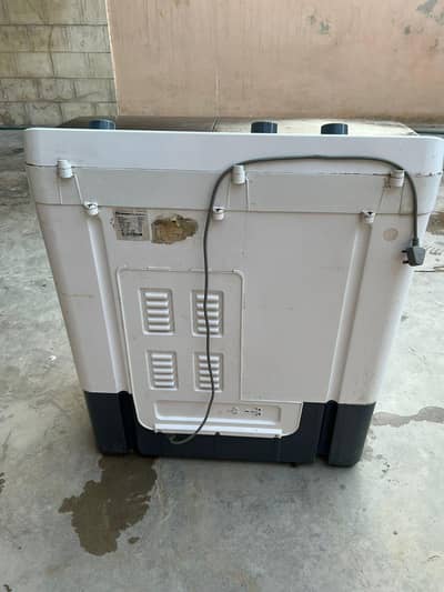 Dawlance washing machine twin tub DW 7500 C
