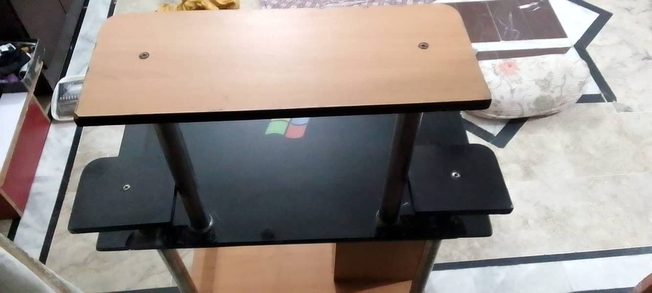 Computer table 3