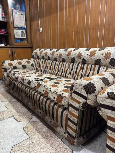 3+2+1 Sofa Set for Sale – Good Condition – Comfortable