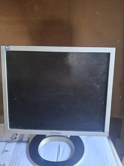 Hundai American LCD 17 inch ,