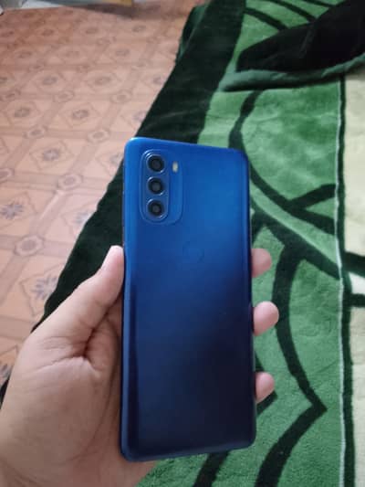 Moto G51  6/128   5000 mah battery  10/9conditions Hai PTA APPROVED