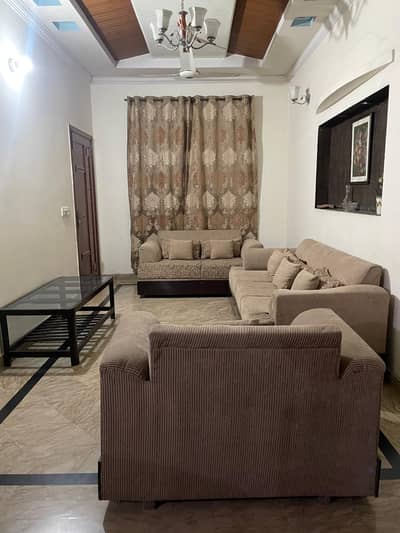 MoltyFoam 7-Seater Sofa Set with table