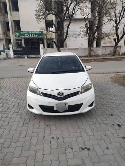 Toyota vitz 2011 imp 2014