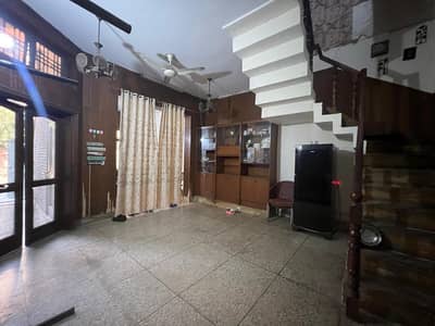 Independant Upper portion for rent Block A1 Johar town