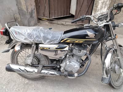 good condition injan se bilkul oky jiss ne lani ho wahi rabta kare