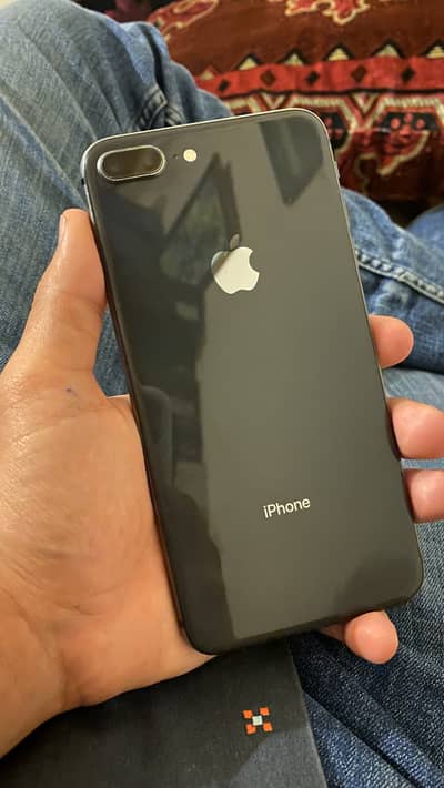 iPhone 8plus 128gb non factory unlock