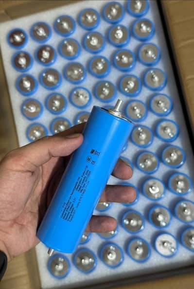 21700 and 18650 Lithium Ion 3.7v 1200 to 5000mah cell