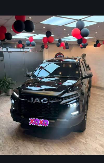 jac t9 hunter 4x4 much better then revo Rocco revo gr fortuner d max