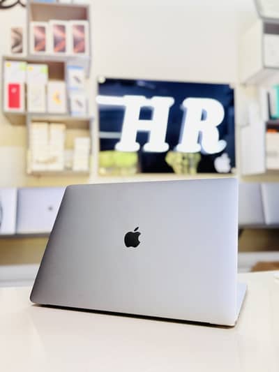 MacBook Pro 16‑inch (2019) Core i9 32/1TB Touch Bar Heavy editing MC