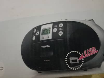 TOSHIBA Portable CD/Is Cassette Recorder Player Remote control