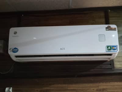 PEL Air Conditioner DC Inverter Lush Condition