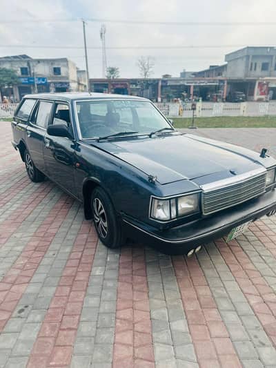 Mazda 929 7 seater diesel 2c