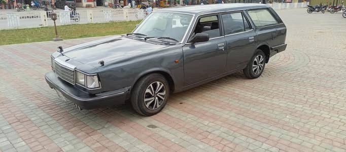 Mazda 929 7 seater diesel 2c