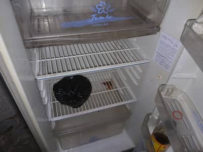 Mitsubishi Tiara Japanese Fridge – Excellent Condition