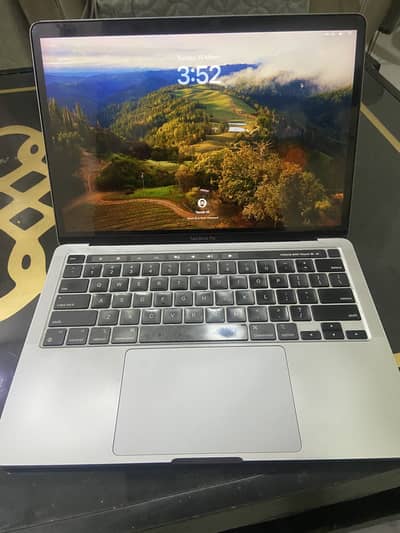 Macbook Pro M2 14' (8x256)