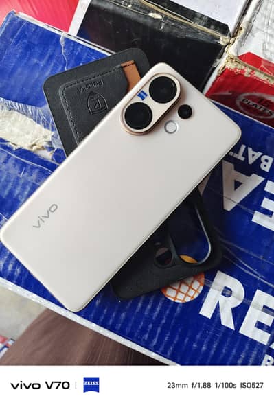 Vivo v60. . 12.512gb Fresh