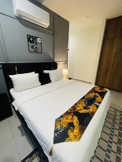 2 BHK furnished Luxurious apartment daily basis and weekly available