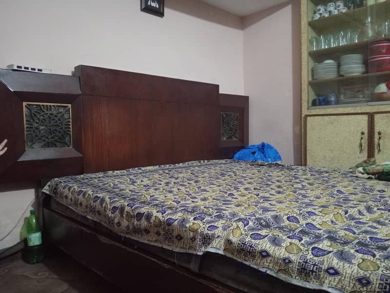 King Size Bed 2