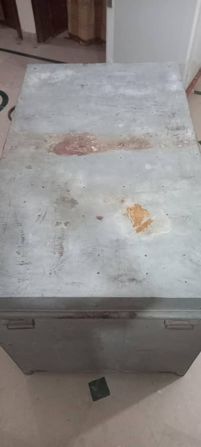 steel storage trunk/ lohe ka sundook Good condition  10/10