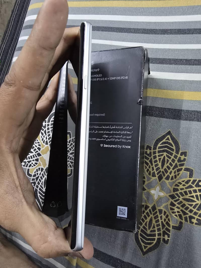 samsung note 9 4