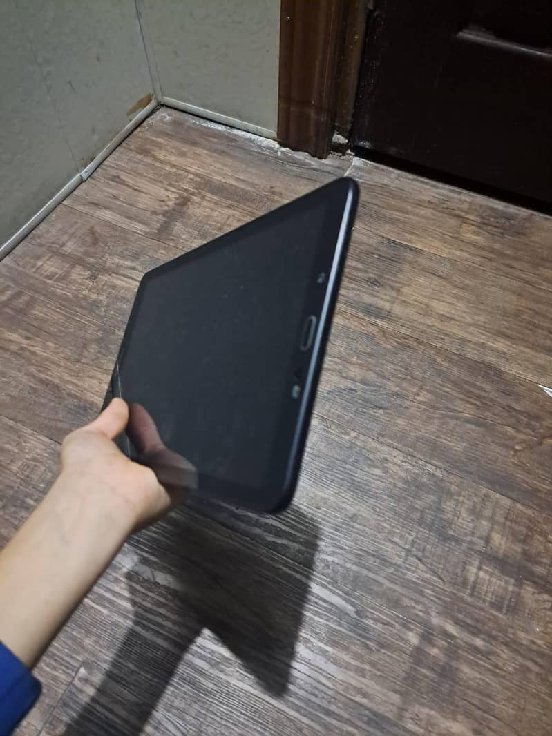 samsung tab E    [SIM WORKING] 3
