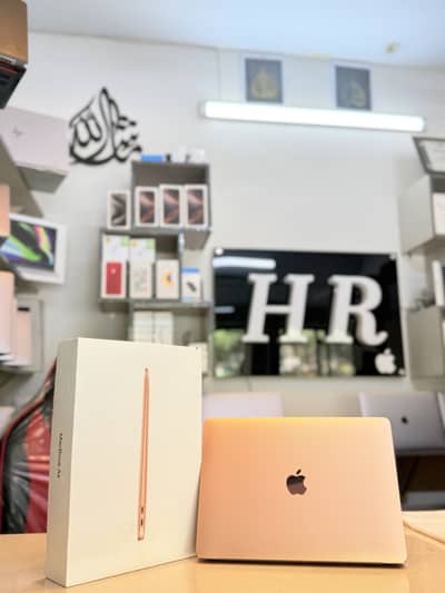 MacBook Air M1 13″ | 8GB RAM | 256GB SSD | 7‑Core GPU | Golden + Box |