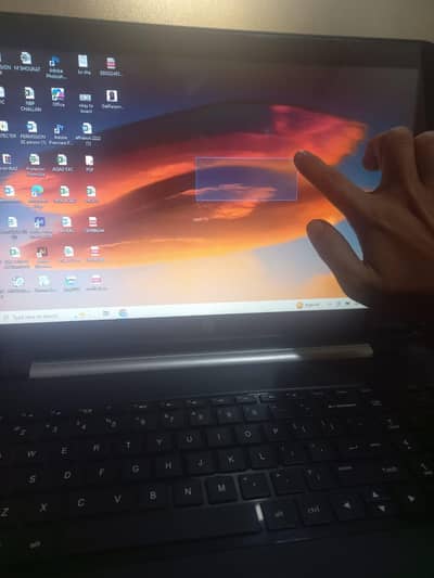 Hp laptop touchscreen 128gb graphics card included