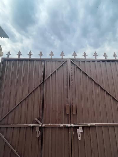 brown color gate for sale