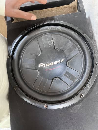 Orignal woofer and amplifier