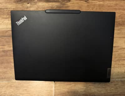 Thinkpad x13 gen4 13th Gen i5 16gb/1tb
