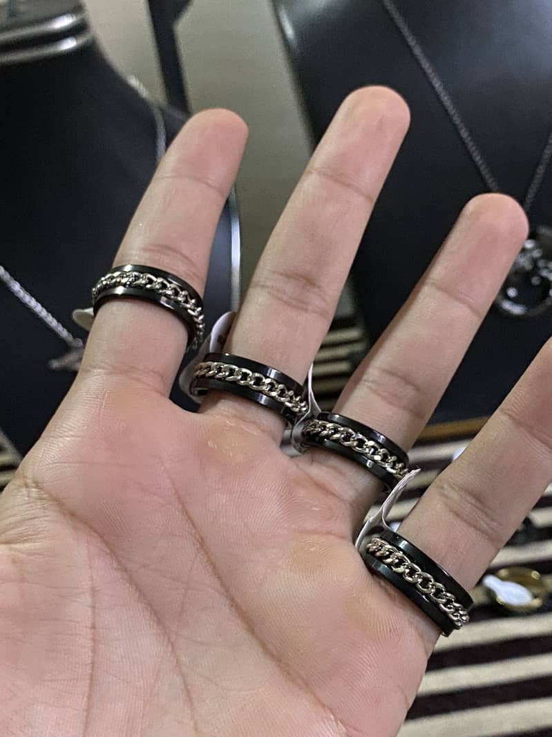 Men Chains imported/unique 12