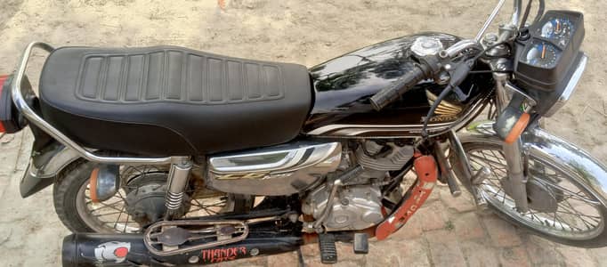 Honda CG 125 Special Edition 2019 – Black