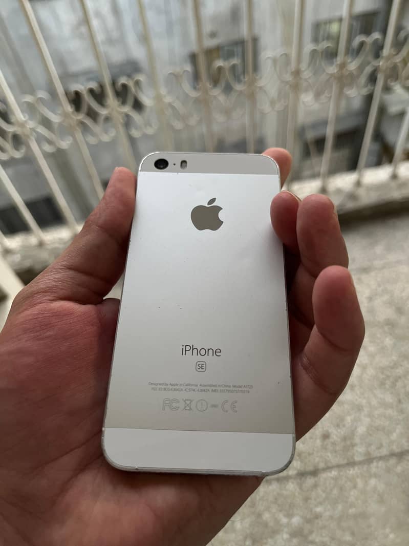 IPHONE 5 SE - Mobile Phones - 1112324378