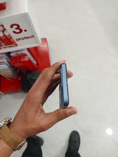 8 ram 128 gb memory all ok family use abi warenty bii hai