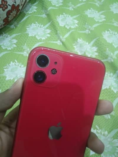 Iphone 11 Not good condition But Used for camera or gaming Or others