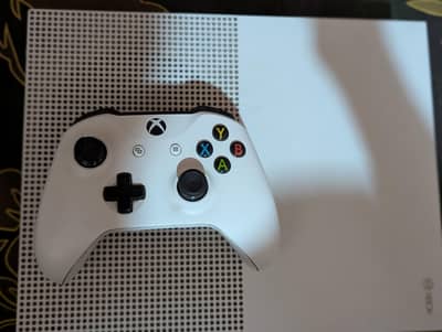 Xbox One S 1Tb with ultimate game pass