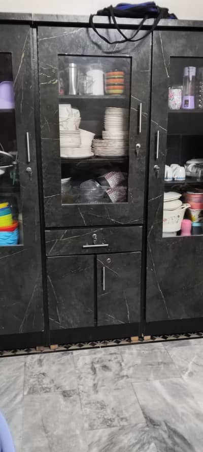 Bed Without Metress & Dressing Table