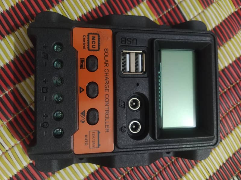 PWM CHARGE CONTROLLER 0