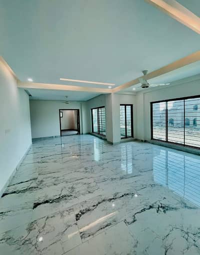 12 Marla apartment available for rent in askari 10