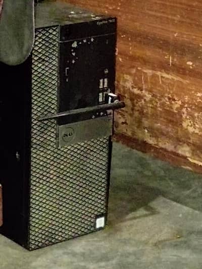 Dell optiplex 7040 MT 6th gen