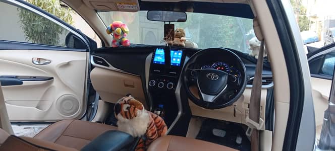 Toyota Yaris 1.3 Automatic orignal condition like new own name