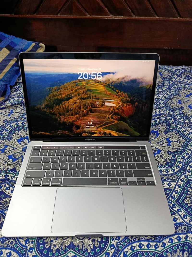 Macbook pro 1