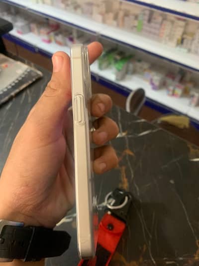 iPhone 13 condition 10/10 all ok