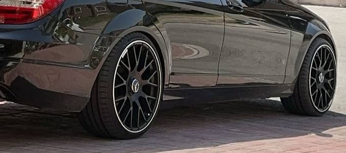 Amg rims 19 inch- C200, E200, E250
