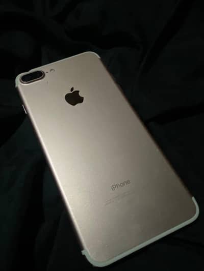 iphone 7 plus 128 GB my WhatsApp number 0325-022-6756