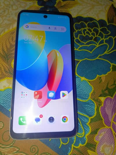 Tecno spark go 2024 03101757060