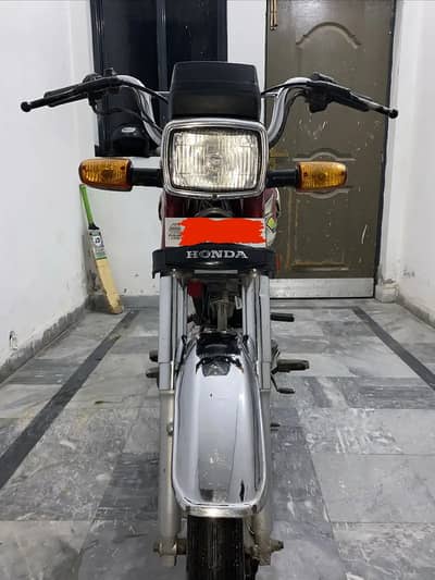 Hey There I am selling my honda cd 70 in brand new condition