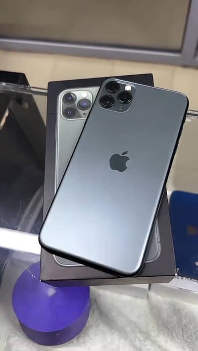 iphone 11 pro max 256 GB my WhatsApp 0342==========9369=========990
