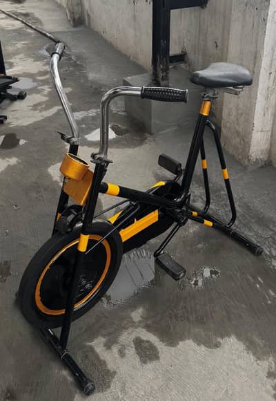 Jogging cycle antique piece remarkable condition